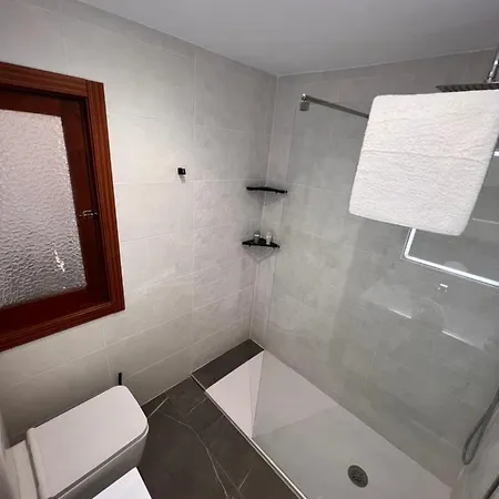 Appartement Espacioso De Diseno A 3 Min Renfe.
