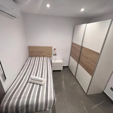 Espacioso De Diseno A 3 Min Renfe. Córdoba