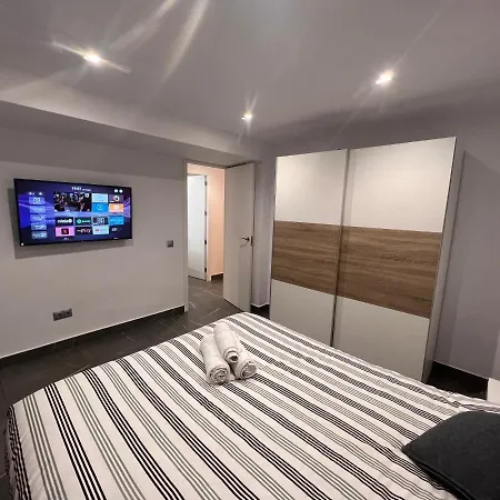 Appartement Espacioso De Diseno A 3 Min Renfe.